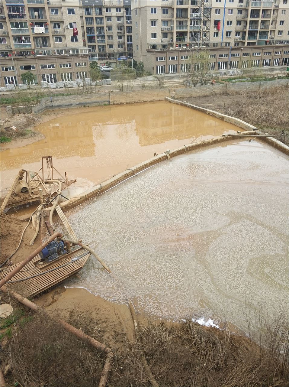 东至沉淀池淤泥清理-厂区废水池淤泥清淤